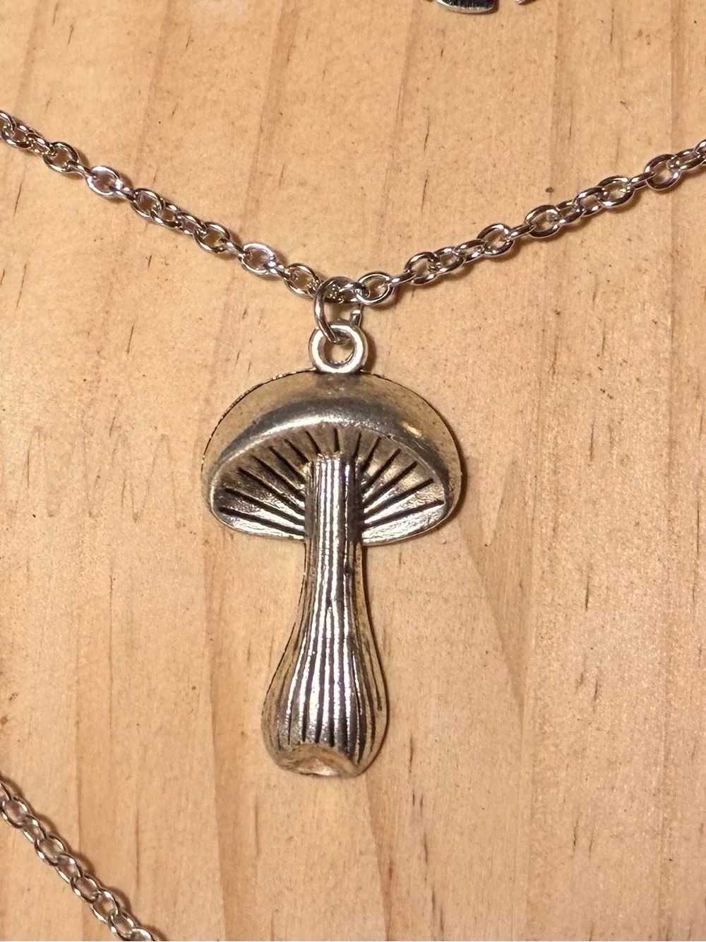 Silver Mushroom Pendant Necklace COSTUME JEWELRY